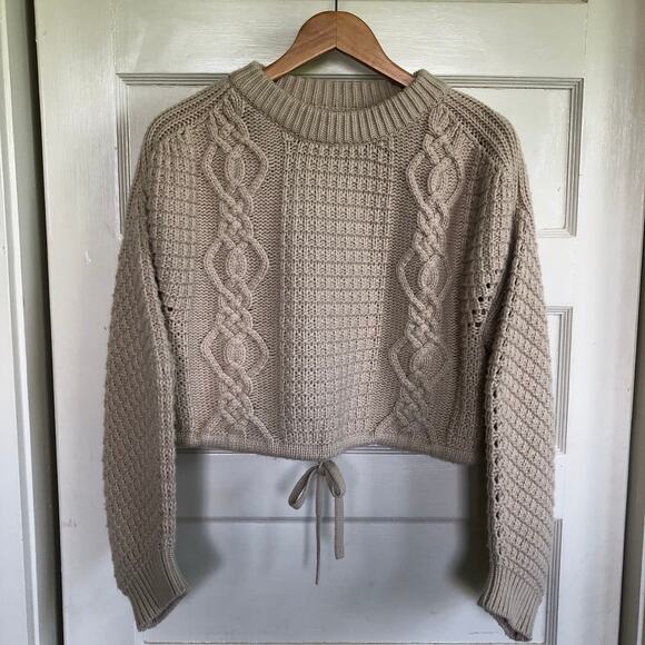 Gianni Bini Chunky Cable Knit Cropped Sweater Drawstring Hem Beige M Cottagecore - Picture 1 of 10